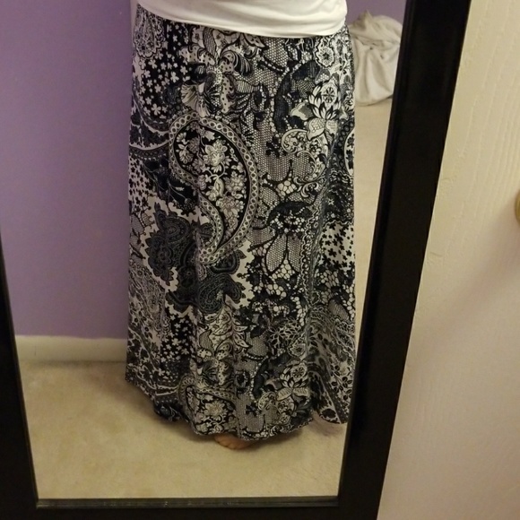 ACTIVE Dresses & Skirts - Paisley and Floral Maxi Skirt
